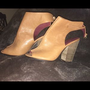 Coach Saratoga Bootie